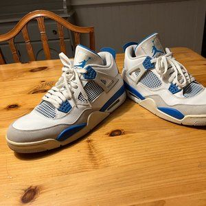 AIR JORDAN 4 RETRO